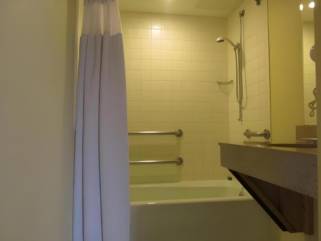 Radisson Hotel Austin - University Kültér fotó